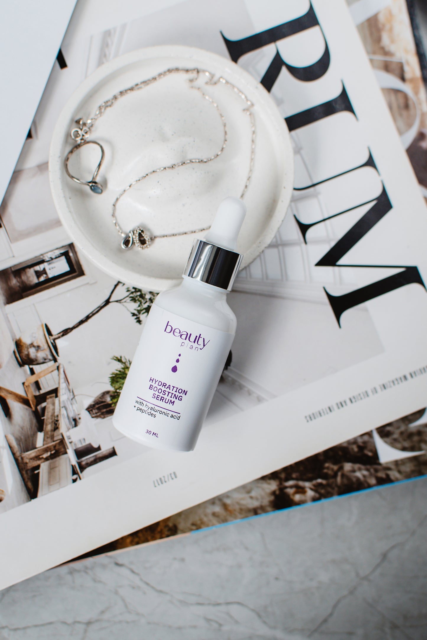 Natūralus serumas odos elastingumui ir drėgmei atkurti